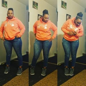 Meet your Posher, Shayna